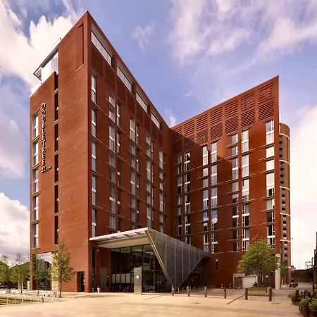 Doubletree By Hilton Leeds-3